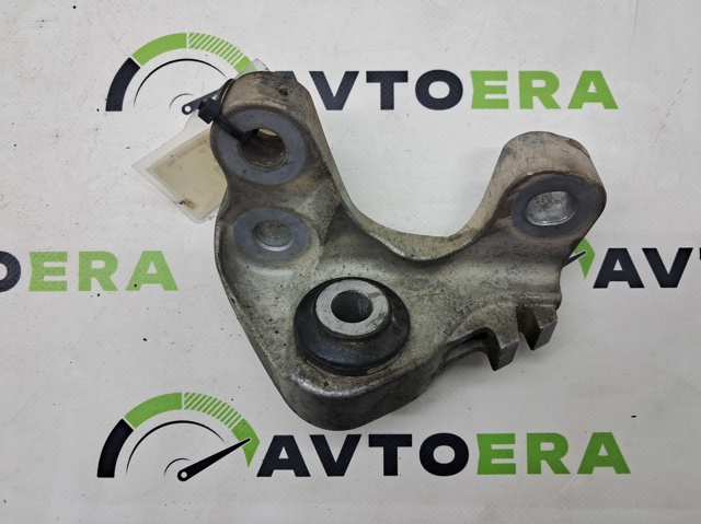 Кронштейн подушки (опоры) двигателя, задней 68353710AB CHRYSLER