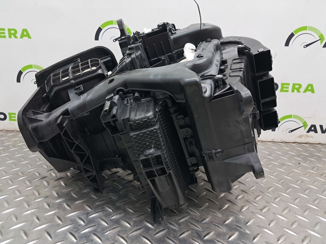 CHRYSLER 68379858AB Корпус печки в сборе в наличии Днепр