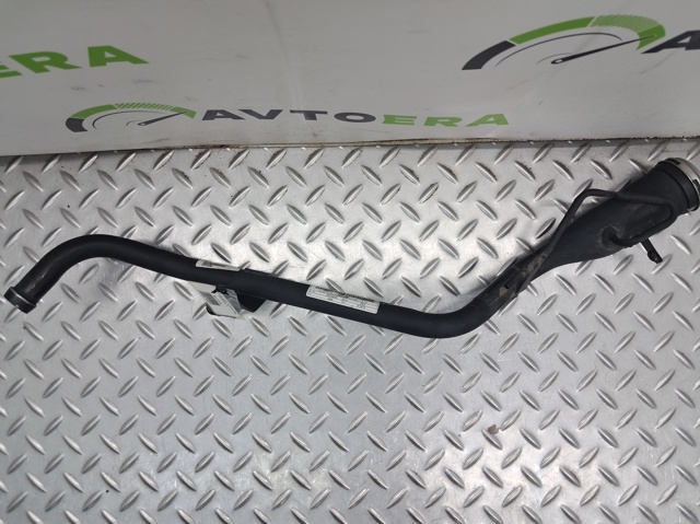 Заливная горловина топливного бака 68472081AA CHRYSLER