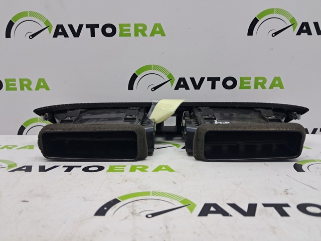 687504BA0A Решетка вентиляции салона на "торпедо" купить Николаев