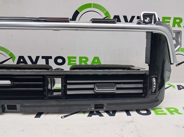 Решетка воздуховода 687506RR2A NISSAN