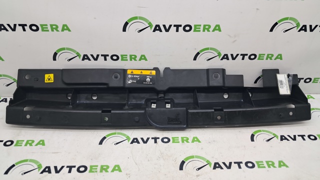 Кронштейн решетки радиатора 6UR05LXHAA CHRYSLER