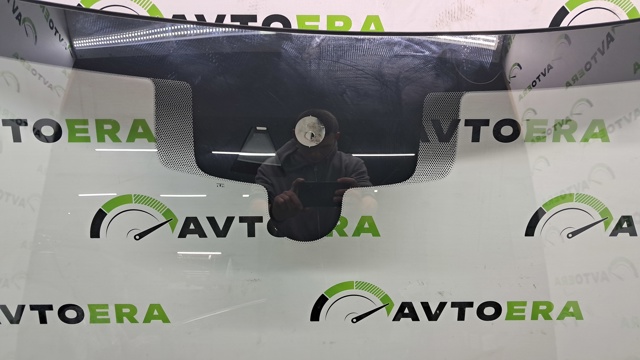 727005NA1A NISSAN Лобовое стекло купить в Николаев