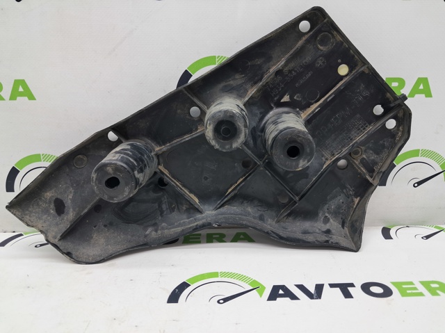 745866RR0A NISSAN Защита днища задняя правая купить в Львов