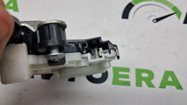 TOYOTA 7703078010 Замок открывания лючка бензобака в наличии Хмельницкий