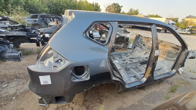 Крыло правое заднее 781124BA0A NISSAN