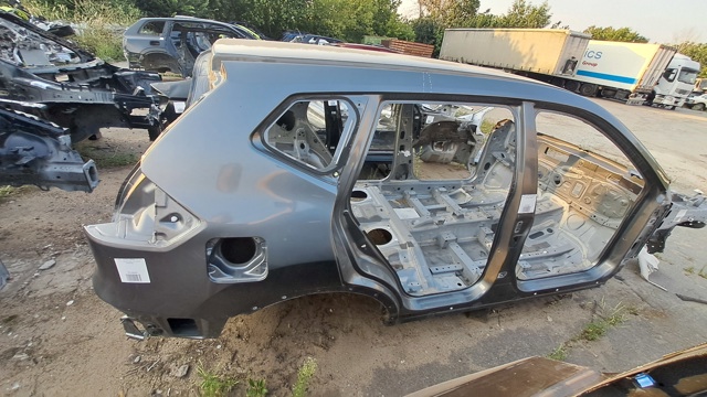 NISSAN 781124BA0A Крыло заднее правое в наличии Черновцы