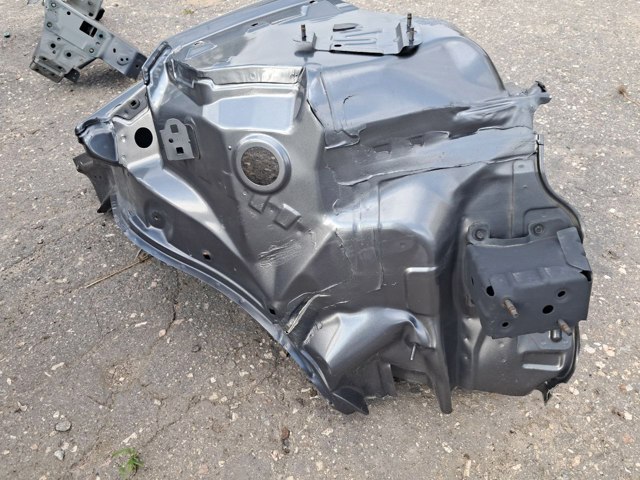 781125SA0A NISSAN Крыло заднее правое купить в Ужгород