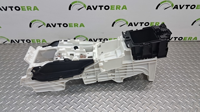 MITSUBISHI 8011C420 Консоль панели управления центральная в наличии Каменское