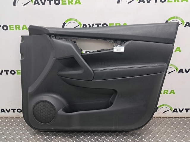 Карточка обшивки передней двери правой 809005HK0A NISSAN