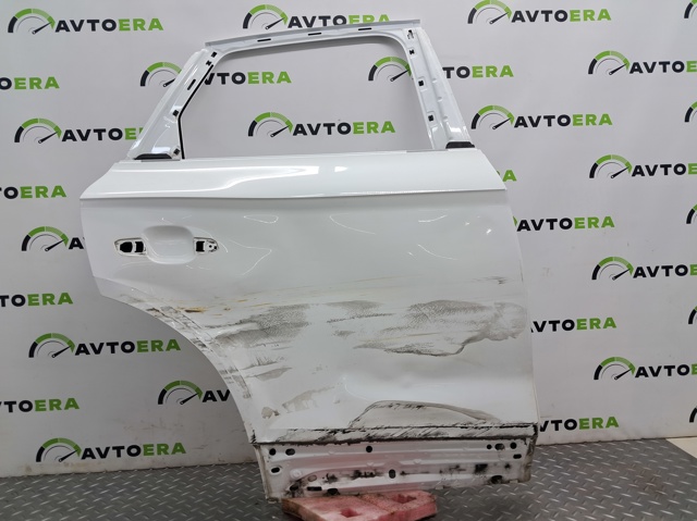 Задняя правая дверь 80A833052ASTL VAG