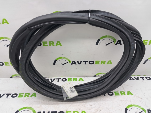 80A833721A VAG Уплотнитель двери задней (на кузове) купить в Хмельницкий