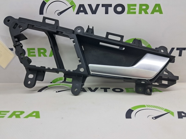Ручка двери передней внутренняя правая 80A837020A4PK VAG