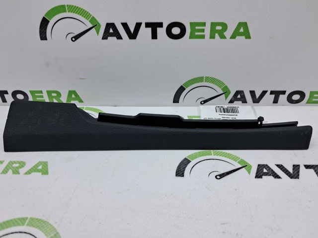 Обшивка стойки кузова внутренняя, передняя правая 80A8682044PK VAG