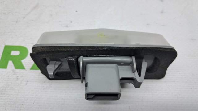 Фонарь освещения номера 8120476010 TOYOTA