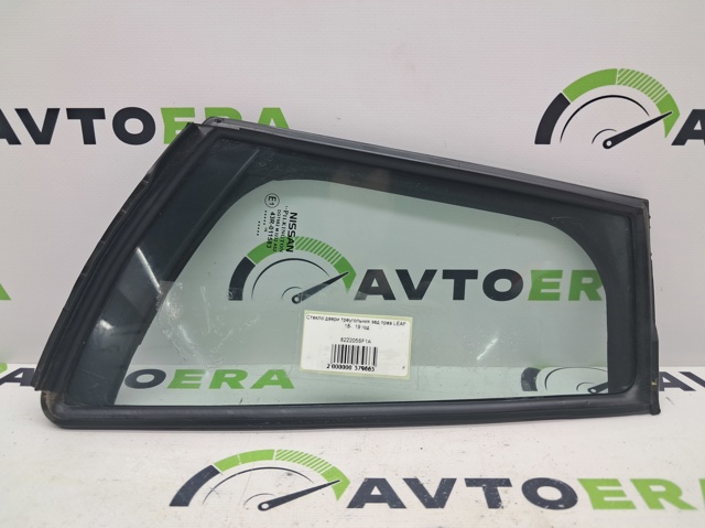 Окно надставки двери задней 822205SF1A NISSAN