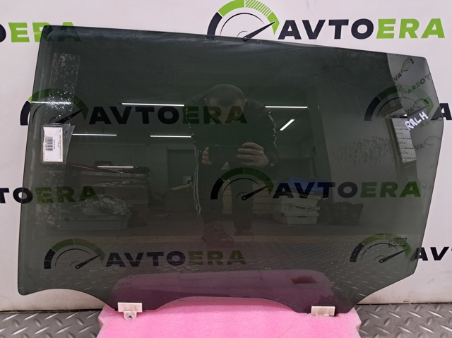 Стекло заднее левое 823014CA0B NISSAN