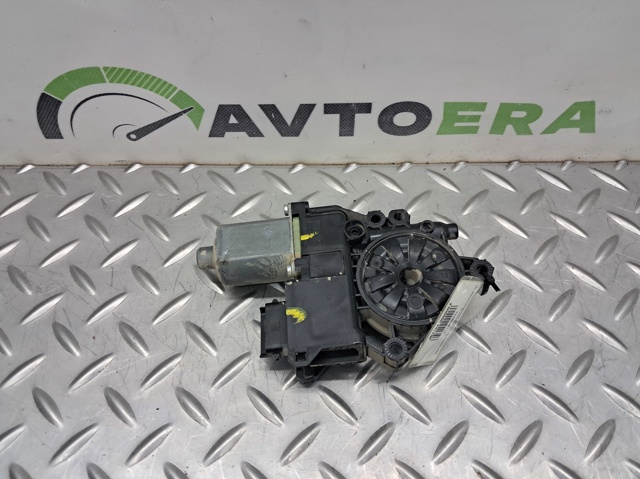 HYUNDAI 824503X110 Мотор стеклоподъемника двери передней левой в наличии Полтава