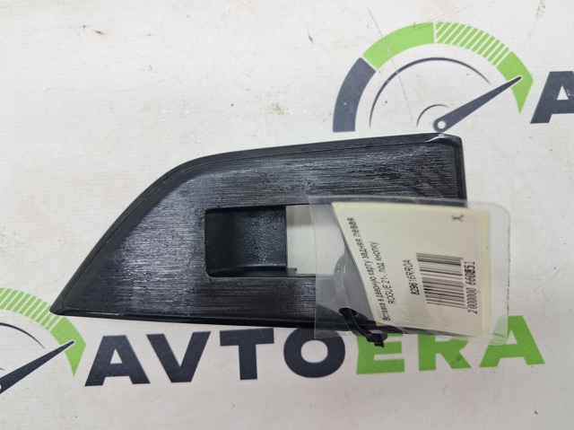 Панель (накладка) блока управления стеклоподъемником задняя левая 829616RR0A NISSAN