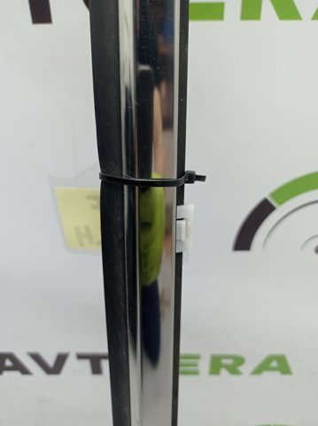 83210C1000 Уплотнитель стекла задней левой двери купить Винница