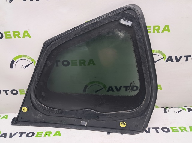 Стекло кузова/багажного отсека, правое 833006RR0A NISSAN