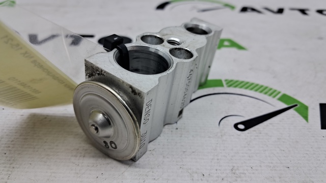 8851548110 TOYOTA Клапан TRV кондиционера купить в Ровно