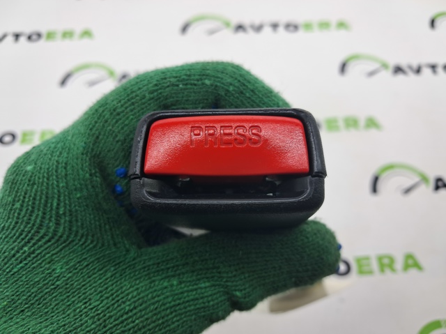 Рычаг фиксатор ремня безопасности задний левый 888424BA8A NISSAN