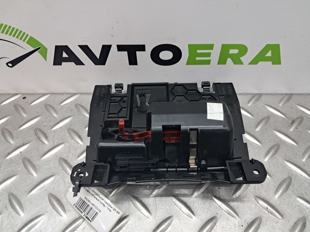 8K0857951CV10 VAG Пепельница центральной консоли купить в Полтава