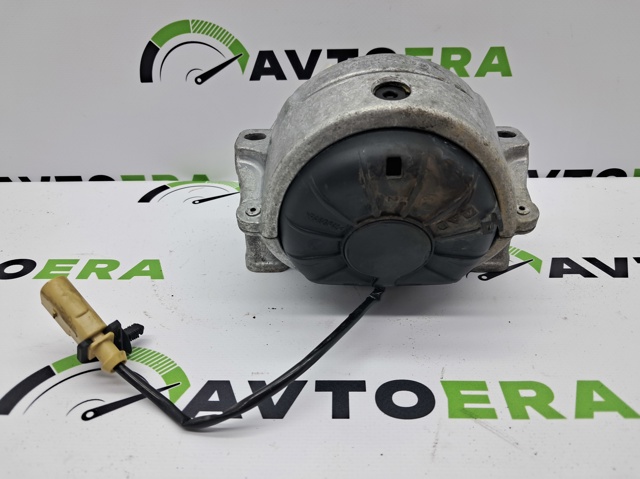 8R0199381AK Подушка (опора) двигателя правая купить Винница