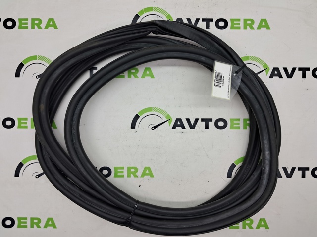 Прокладка двери задней, (на двери) 8R0833721E VAG