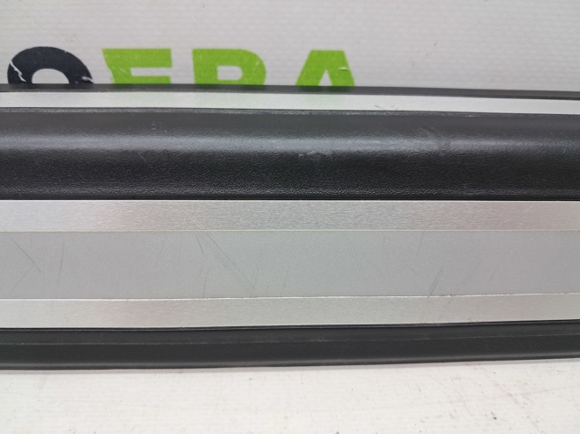 VAG 8R0853373A01C Накладка дверного порога внутренняя передняя левая в наличии Украина