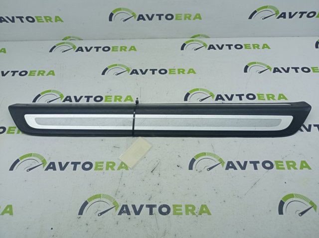 Облицовка порога внутренняя, передняя правая 8R0853374A01C VAG
