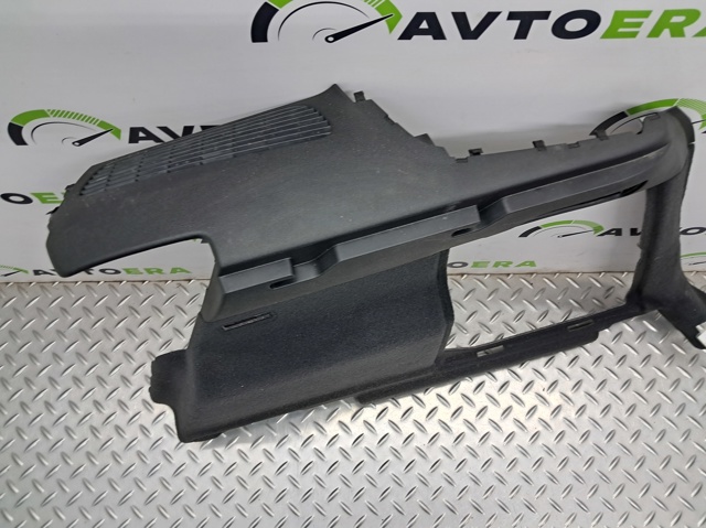 8R0863880F87A Облицовка багажного отсека правая купить Ужгород