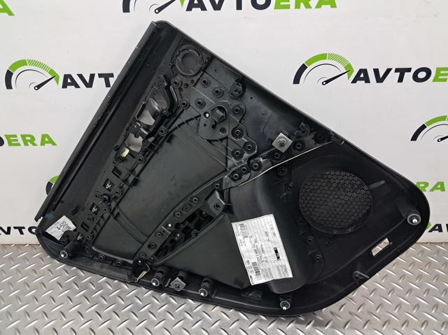 8R0867304ANWFA Обшивка (облицовка) внутренняя двери задней правой купить Киев