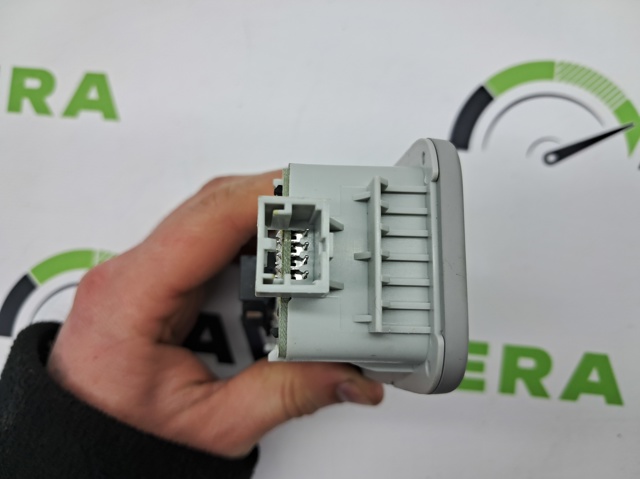 8R0947292ET1 купить Ужгород