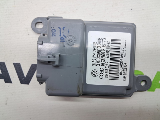 8R0959339A VAG купить в Хмельницкий