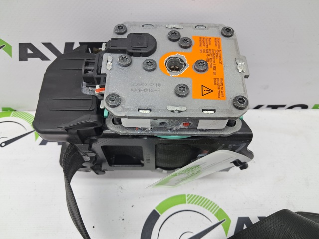 8R1857705JV04 VAG Левый ремень безопасности купить в Украина