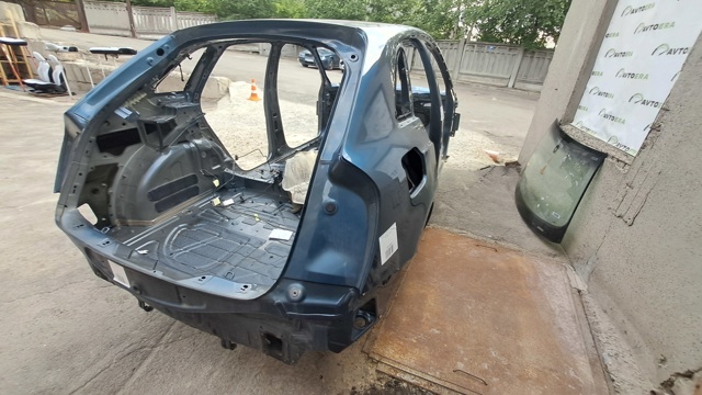 8U0809838A Крыло заднее правое купить Днепр