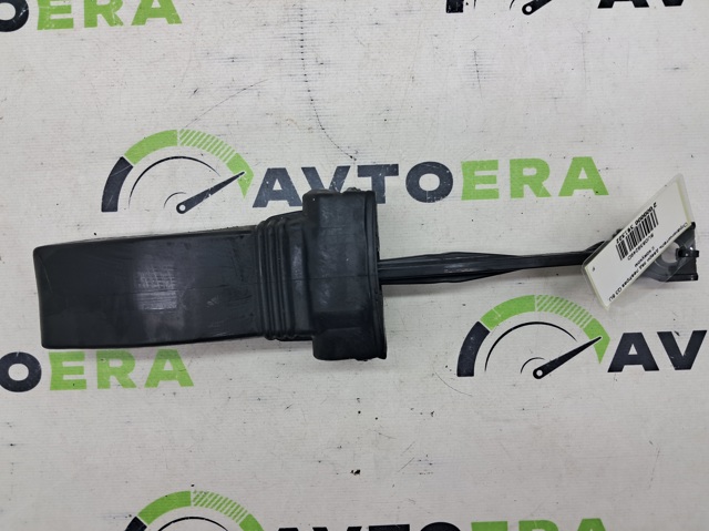 8U0839249D VAG Ограничитель задней двери купить в Хмельницкий