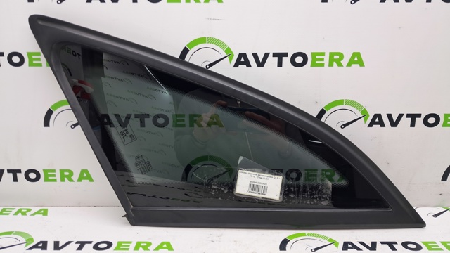 Стукло багажника, правое 8U0845300CNVB VAG