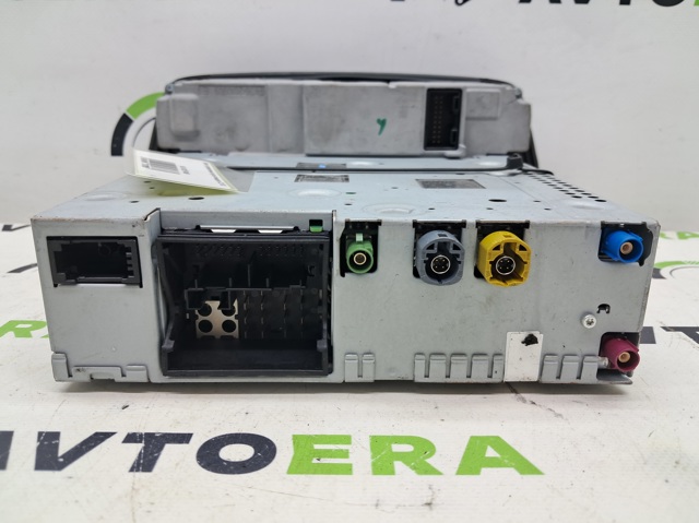8U1035746B VAG Магнитола купить в Одесса
