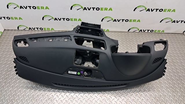 VAG 8U1857001L24A Панель салона передняя "торпедо" в наличии Павлоград