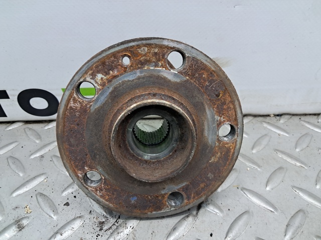 8V0598625B VAG Передняя ступица купить в Винница