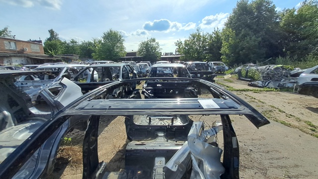 Крыша 8V5817109 VAG