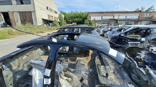 8V5817109 VAG Крыша купить в Ирпень