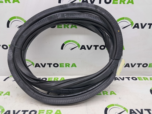 8V5833721A VAG Уплотнитель двери задней (на кузове) купить в Каменское