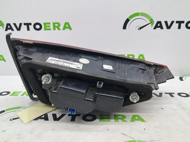 8V5945076B VAG Фонарь задний правый купить в Запорожье