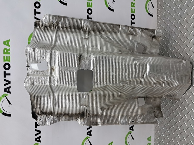 Тепловой экран выхлопа 8W0804160A VAG