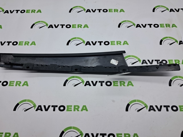 Накладка двери передней правой вертикальная 8W0837902A5FQ VAG