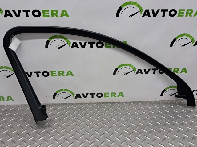 VAG 8W08676094PK Обшивка (облицовка) крышки багажника (двери 3/5-й задней) в наличии Винница